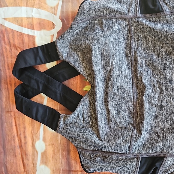 Xs Lululemon tank top - Picture 2 of 6
